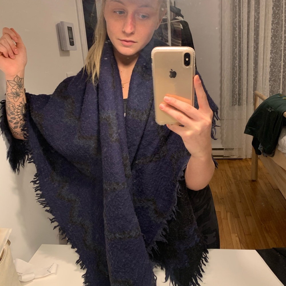 ARITZIA WILFRED MOSAIC BLANKET